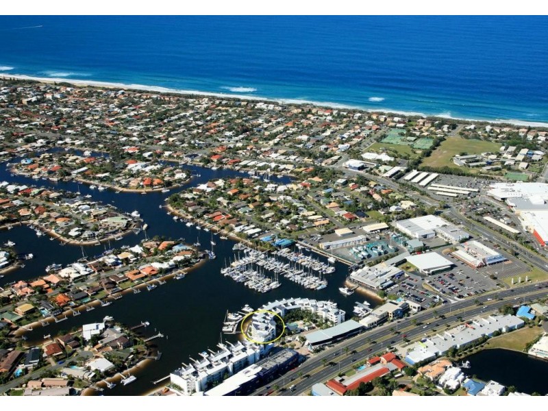 401/13 ‘Bluewater Point’ Nicklin Way, Minyama QLD 4575