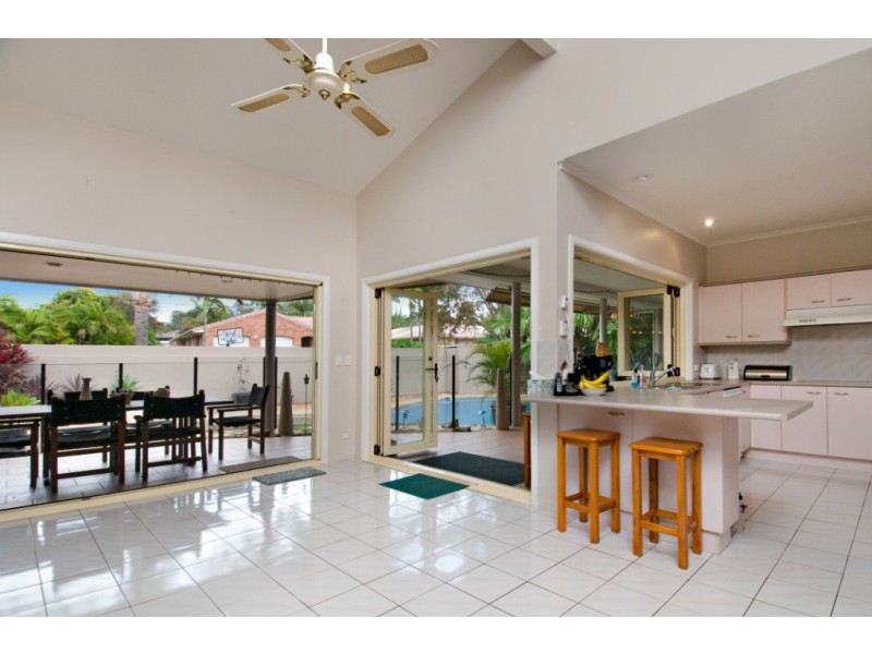 2 Koala Court, Mooloolaba QLD 4557