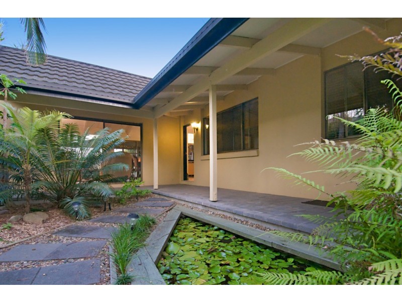 27 Kumbada Court, Minyama QLD 4575