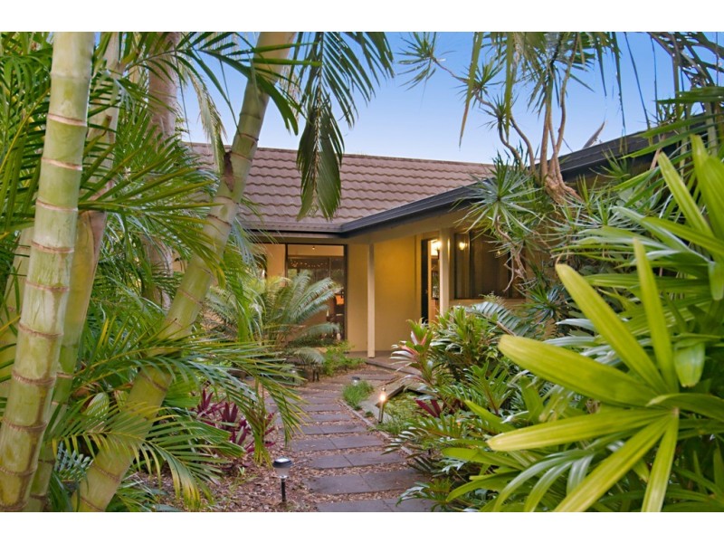 27 Kumbada Court, Minyama QLD 4575