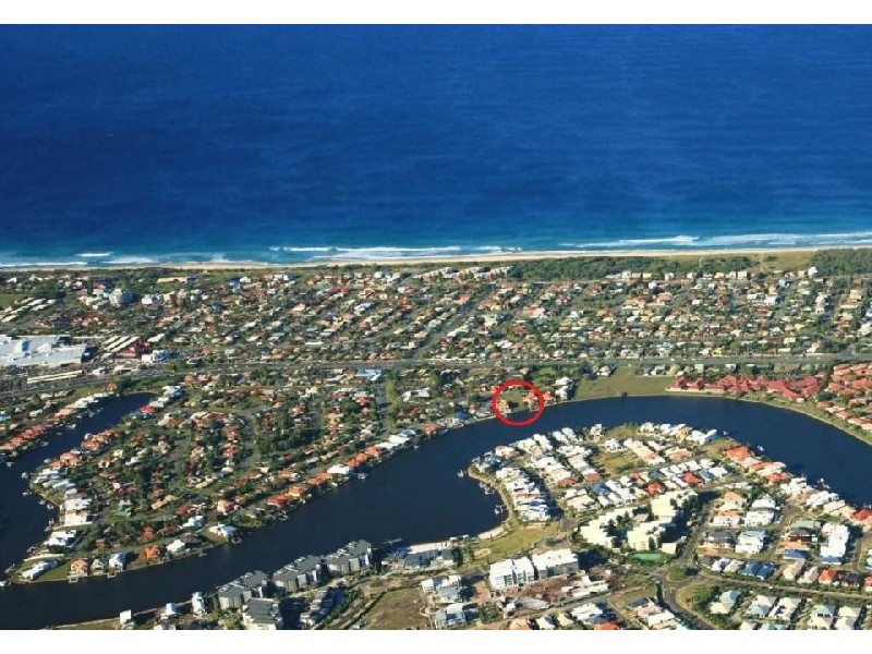 1 Reedlark Place, Kawana Waters QLD 4575
