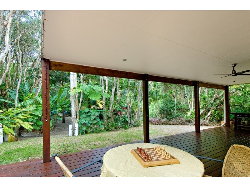 Oceanic Drive, Warana QLD 4575