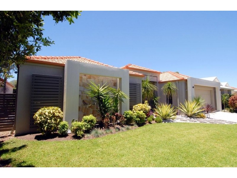 34 Baker-Finch Place, Twin Waters QLD 4564