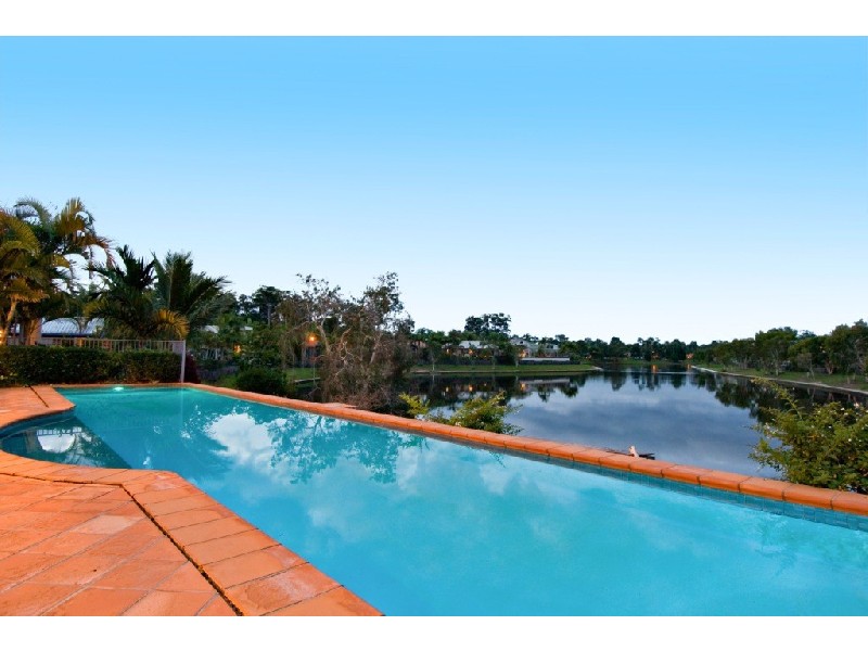 9 Ekala Street, Mountain Creek QLD 4557