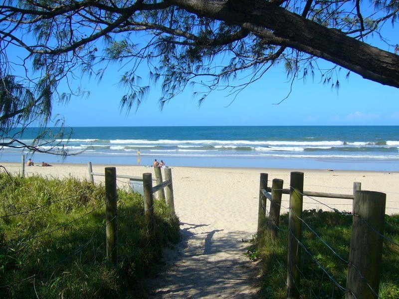 Unit 26 “Grand Palais” 188 Alexandra Parade, Alexandra Headland QLD 4572