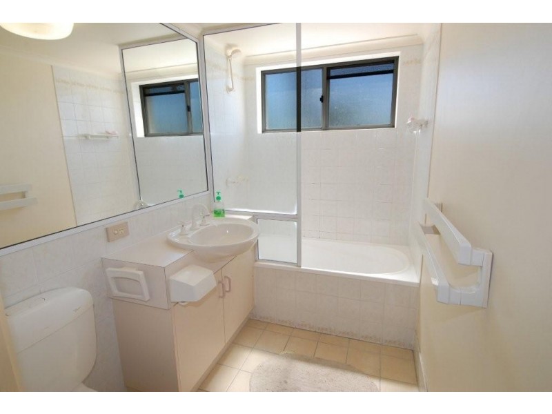 4/10 “Settlers Inlet” Kyamba Court, Mooloolaba QLD 4557