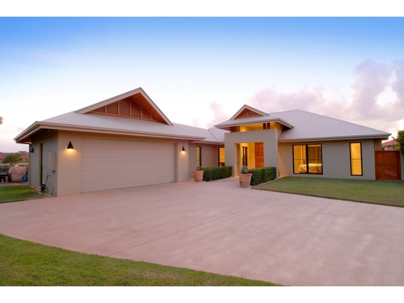 18 Corella Drive, Parrearra QLD 4575