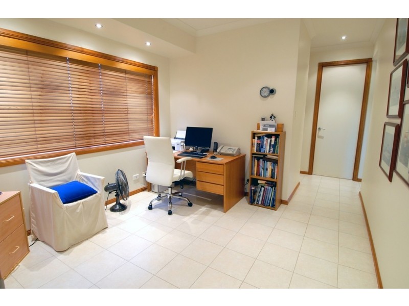 18 Corella Drive, Parrearra QLD 4575