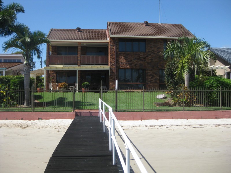 9 Elanora Avenue, Mooloolaba QLD 4557
