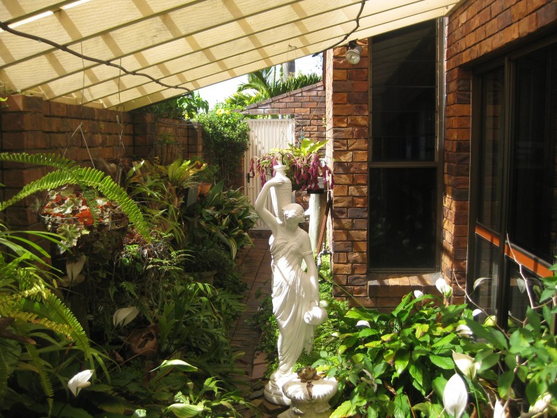 9 Elanora Avenue, Mooloolaba QLD 4557