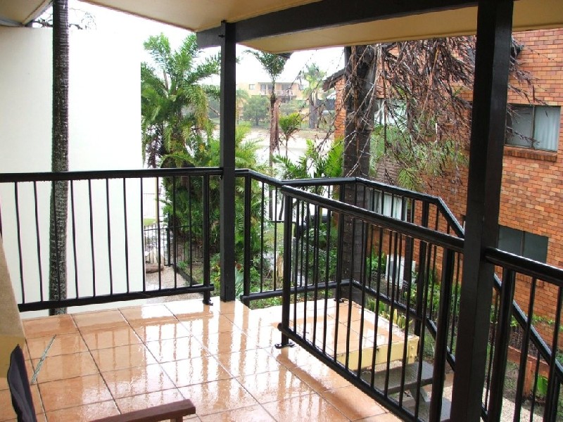 4/3 “Westhaven” Barooga Crescent, Mooloolaba QLD 4557