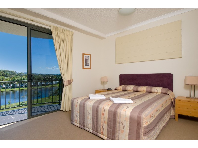 Unit 403 “Meridian” 122 Alexandra Parade, Alexandra Headland QLD 4572