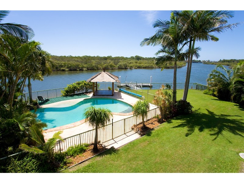 19 Paraka Court “Hideaway Waters”, Mountain Creek QLD 4557