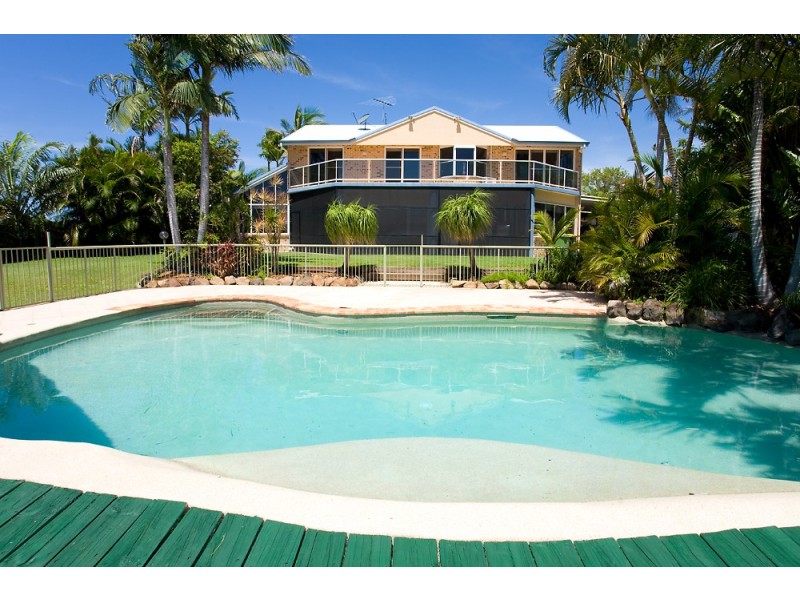 19 Paraka Court “Hideaway Waters”, Mountain Creek QLD 4557