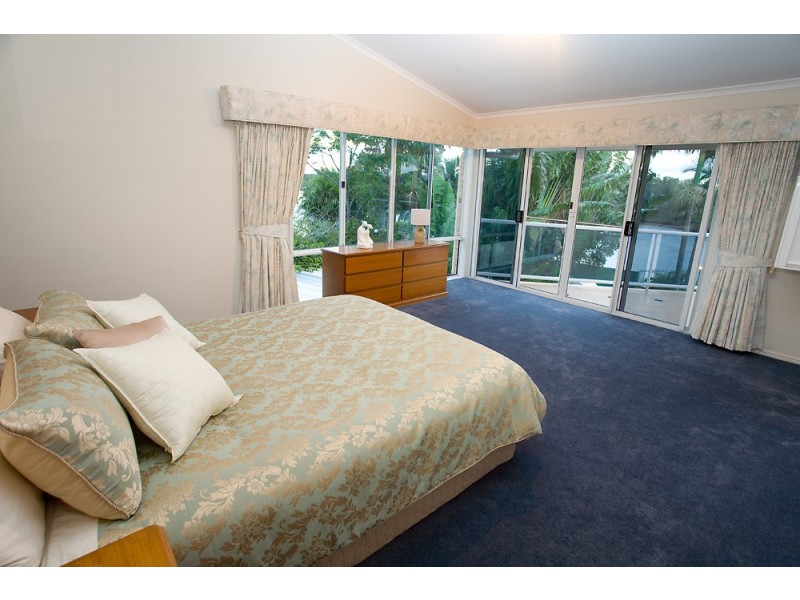 19 Paraka Court “Hideaway Waters”, Mountain Creek QLD 4557