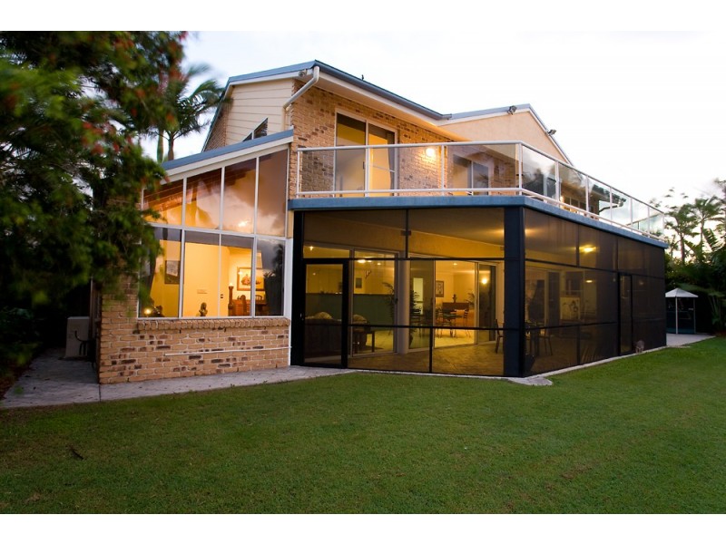 19 Paraka Court “Hideaway Waters”, Mountain Creek QLD 4557