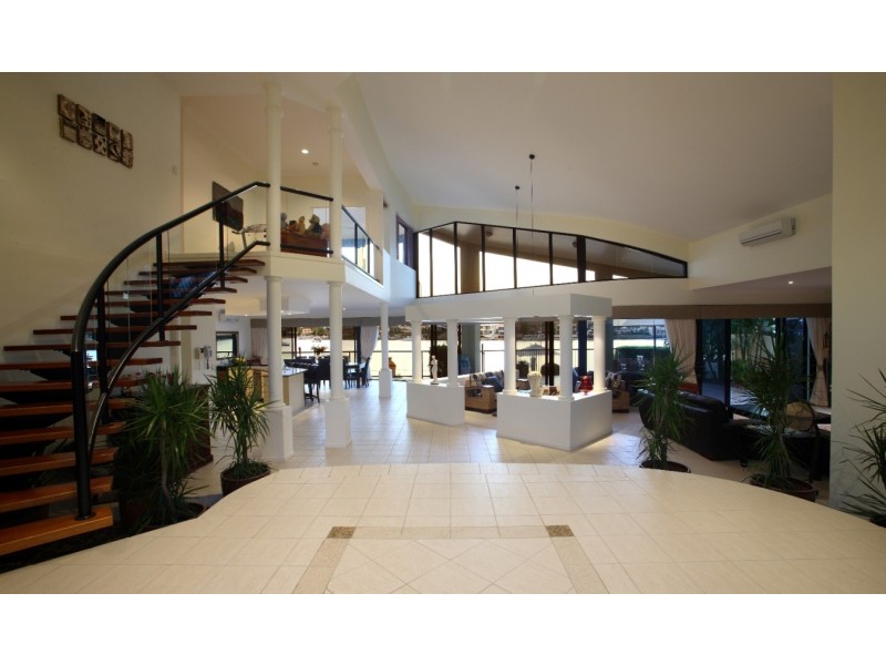 82 Mooloolah Drive, Minyama QLD 4575