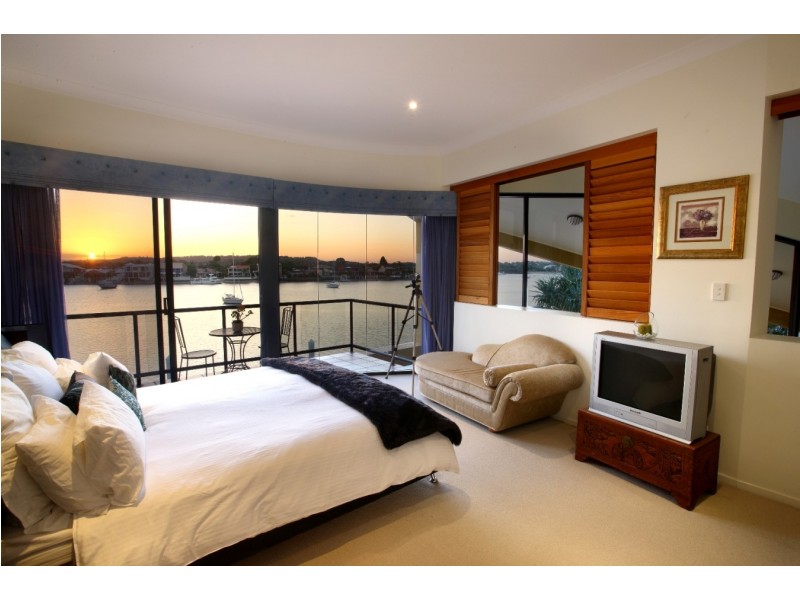 82 Mooloolah Drive, Minyama QLD 4575