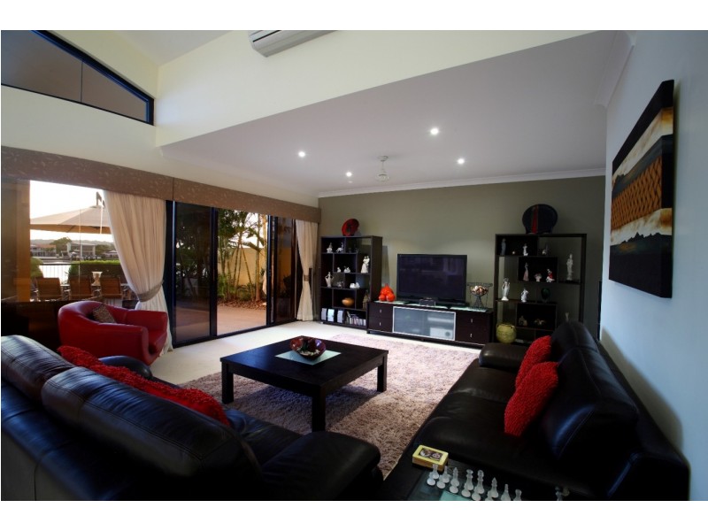 82 Mooloolah Drive, Minyama QLD 4575