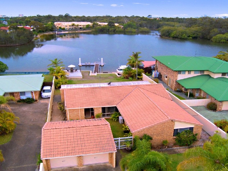 7 Urambi Court, Hideaway Waters, Mountain Creek QLD 4557