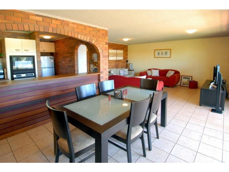 3/5 Barooga Cres, Mooloolaba QLD 4557