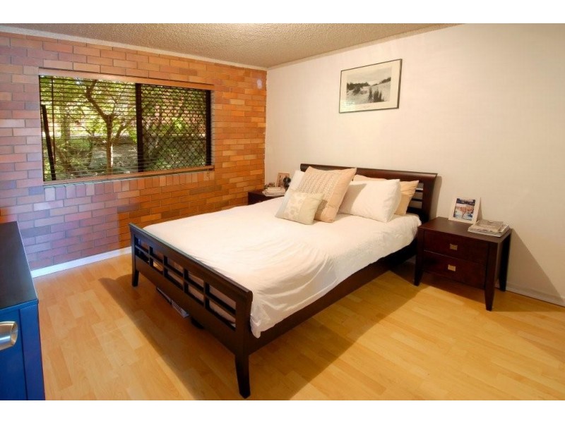 3/5 Barooga Cres, Mooloolaba QLD 4557