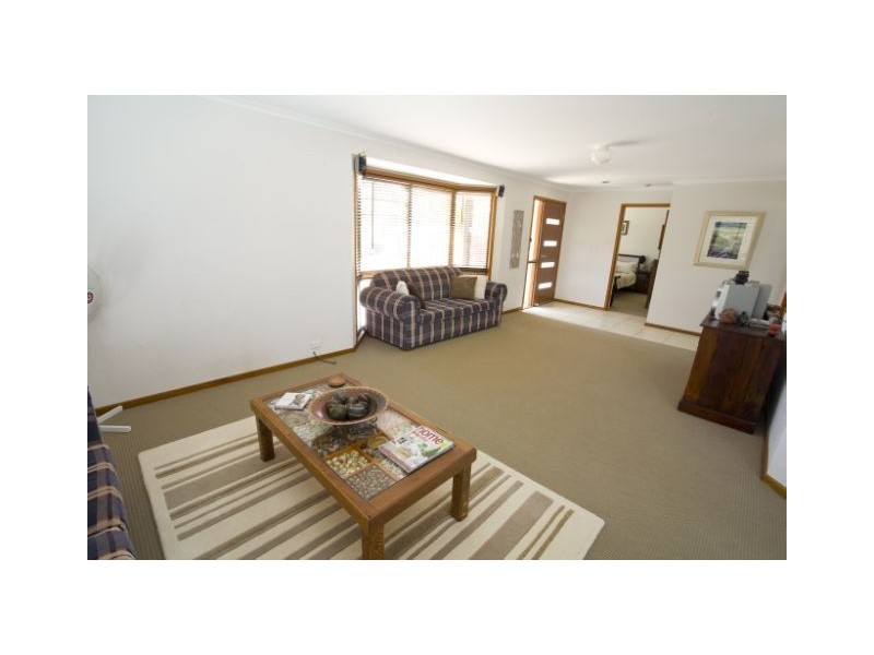 Warana QLD 4575