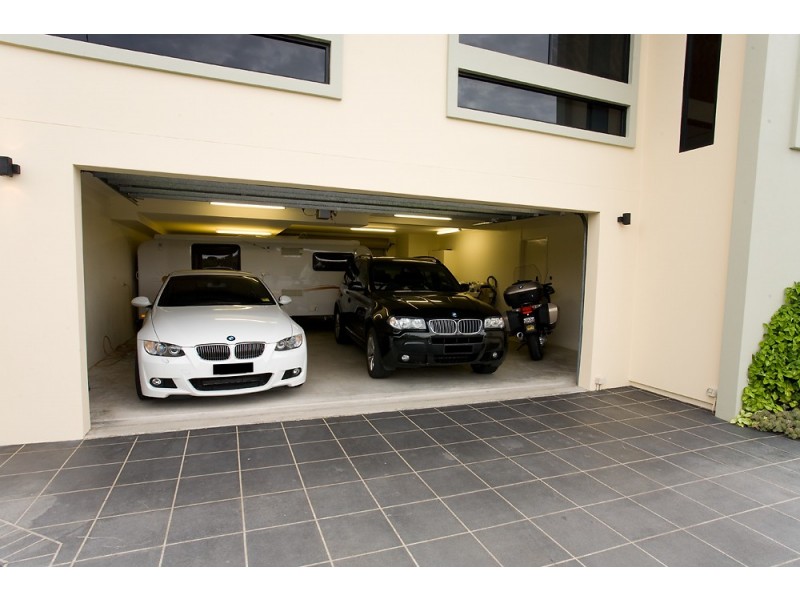 18 Tarwarri Crescent, Mooloolaba QLD 4557