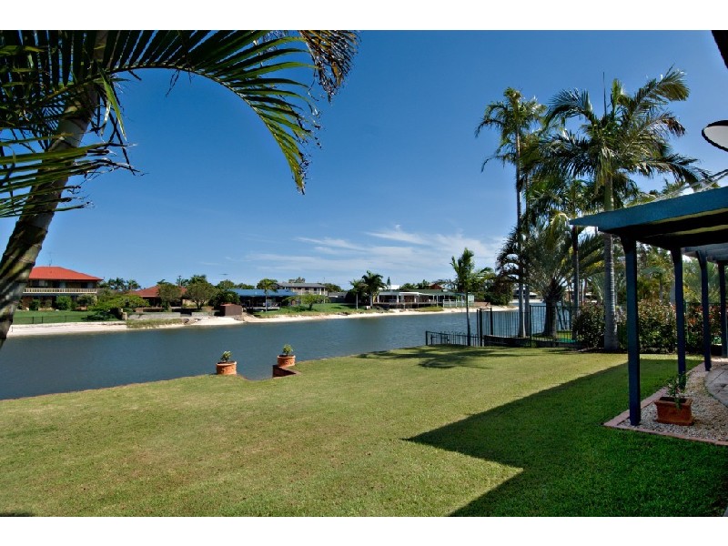 29 Moondarra Crescent, Mooloolaba QLD 4557