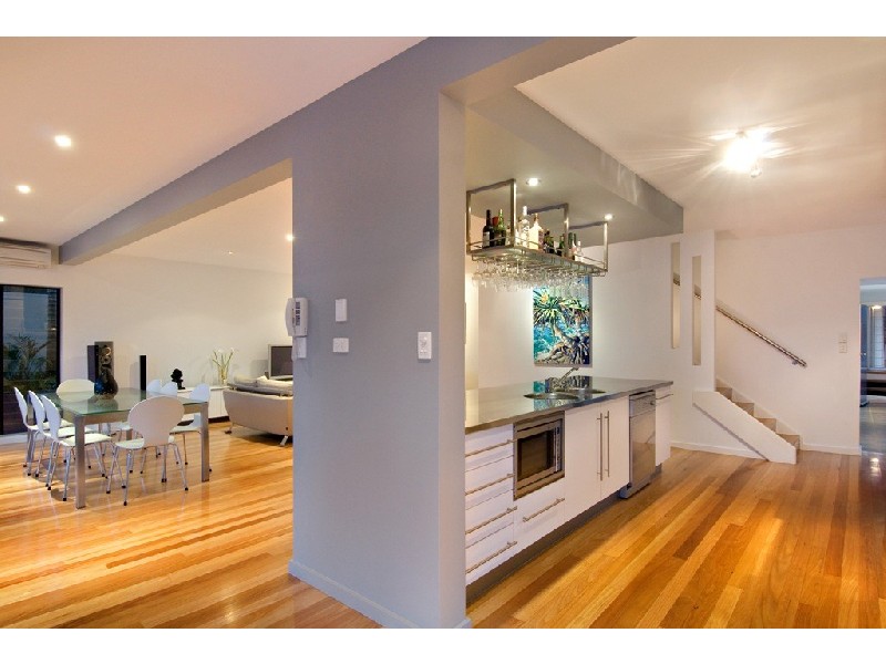 11 William Street, Alexandra Headland QLD 4572