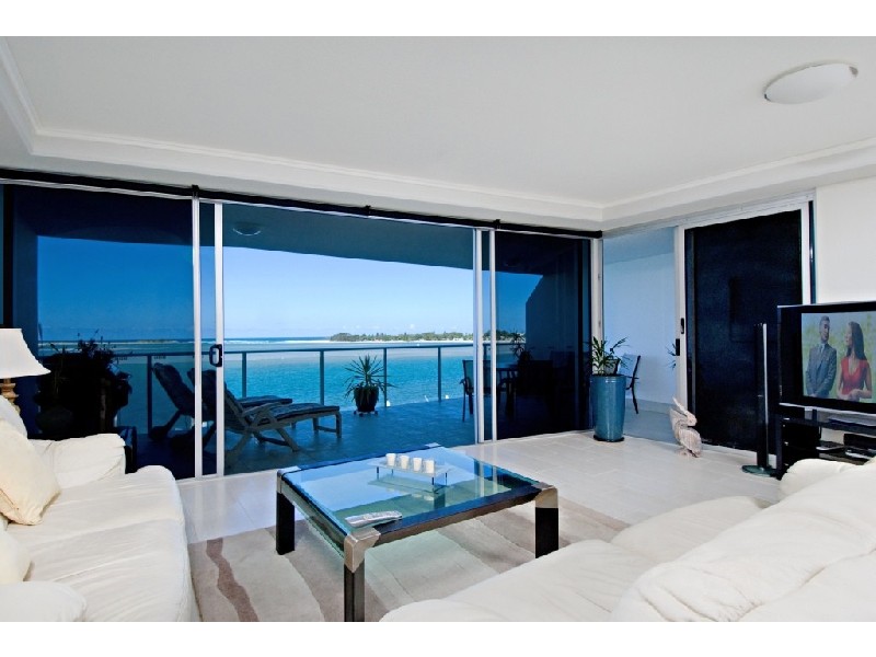 305  “Waves”, Maroochydore QLD 4558