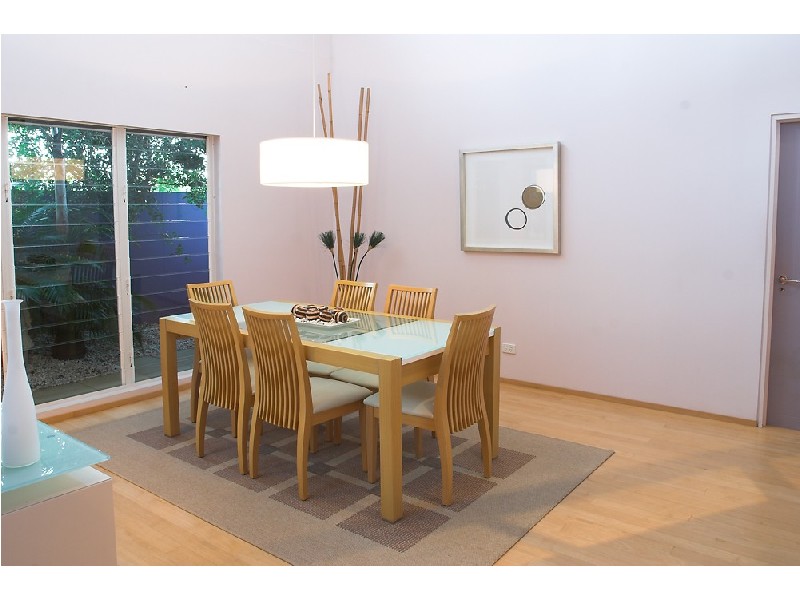 126 Sunbird Chase, Kawana Waters QLD 4575