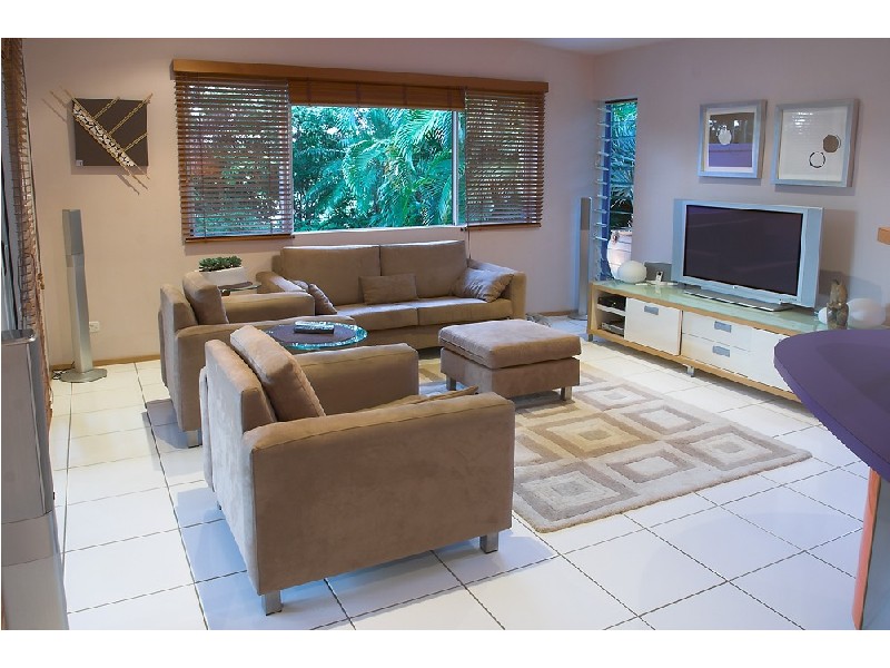 126 Sunbird Chase, Kawana Waters QLD 4575