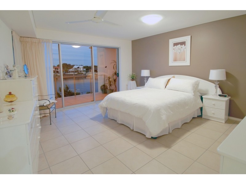 48/7 “St Kitts” Grand Parade, Kawana Island QLD 4575