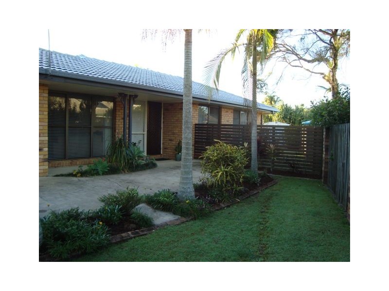 4 Ewinga Court, Mountain Creek QLD 4557