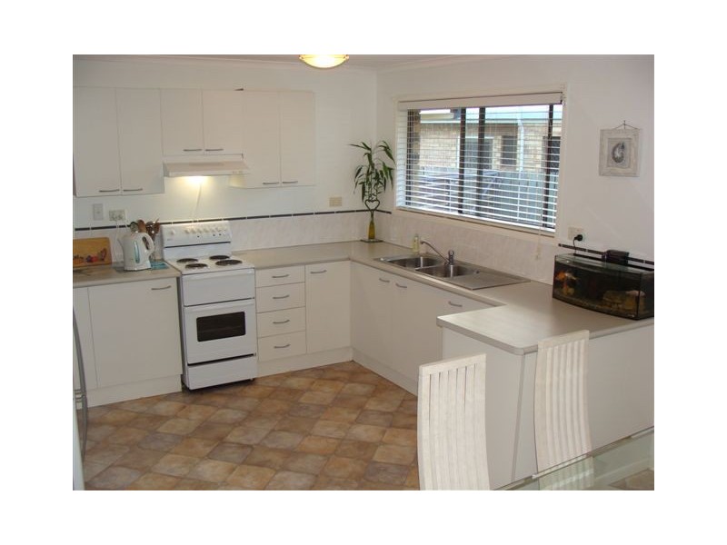 4 Ewinga Court, Mountain Creek QLD 4557