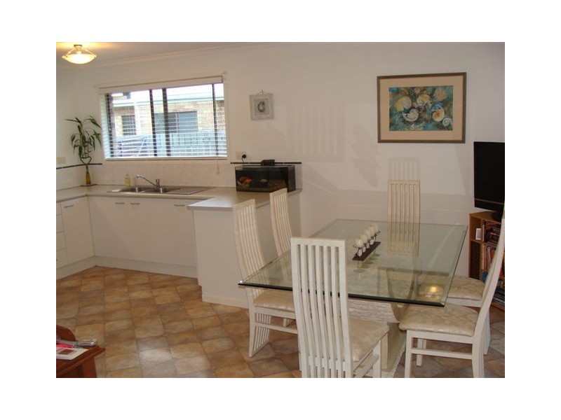 4 Ewinga Court, Mountain Creek QLD 4557