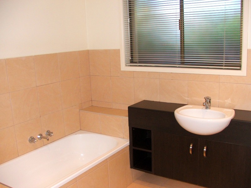 48 Parkway Drive, Mooloolaba QLD 4557