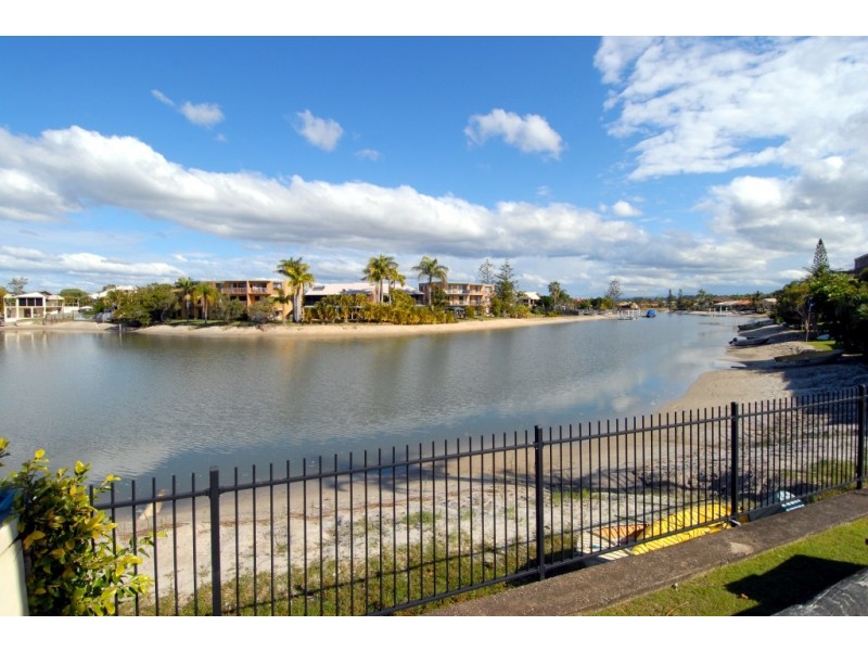 Unit 3 “Westhaven” 3 Barooga Crescent, Mooloolaba QLD 4557