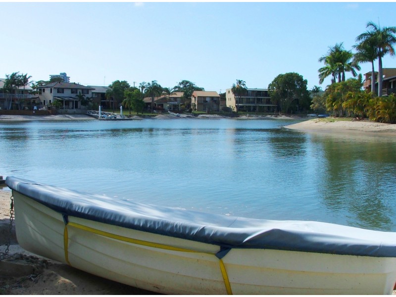 4/11-13 “Glen Kylie” Barooga Crescent, Mooloolaba QLD 4557