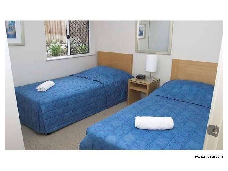 Unit 18 “Ocean Vista” 10 Edward Street, Alexandra Headland QLD 4572