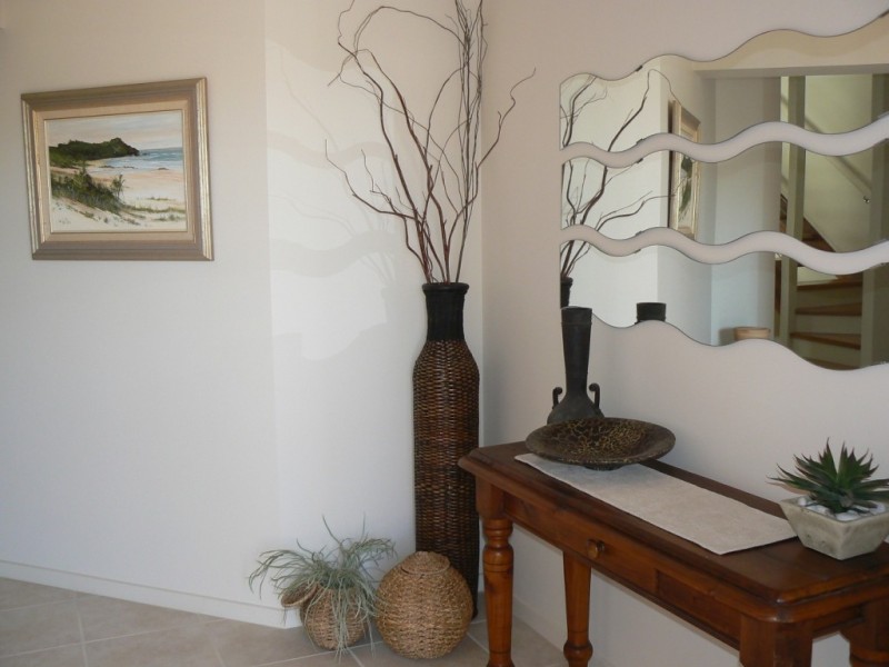 4 Tortola Place, Kawana Island QLD 4575