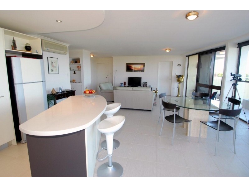 Unit 1  “Marina Heights” 18 Marina Walk, Alexandra Headland QLD 4572