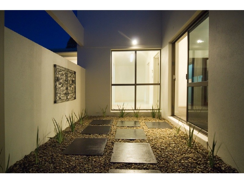 28 Elanora Avenue, Mooloolaba QLD 4557