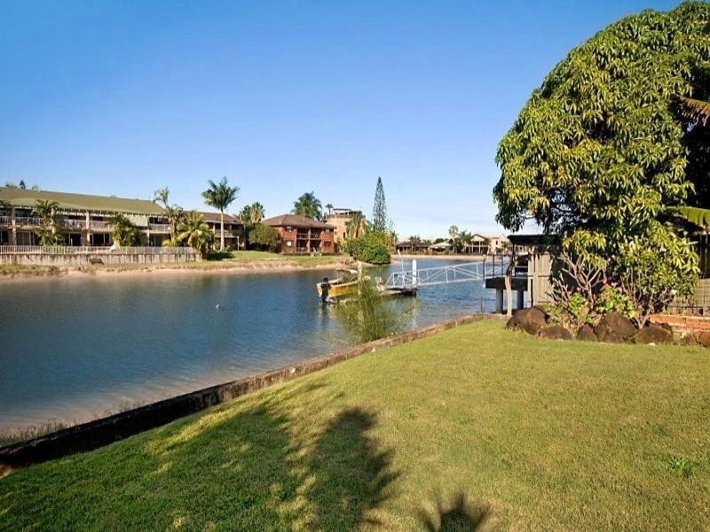 11 Moondarra Crescent, Mooloolaba QLD 4557