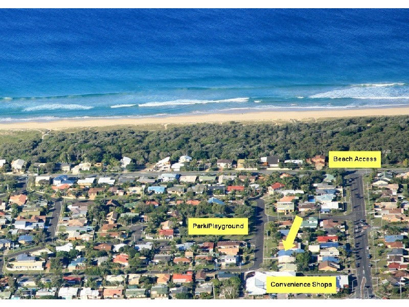 33 Karumba Street, Warana QLD 4575