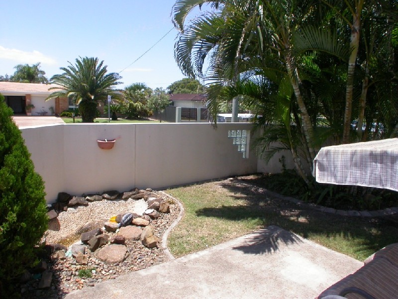 33 Karumba Street, Warana QLD 4575