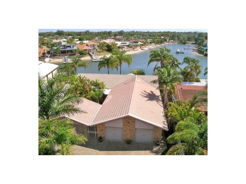 38 Carrothool Place, Mooloolaba QLD 4557