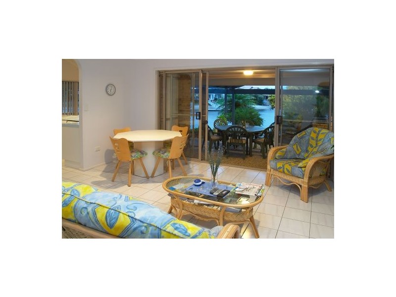 38 Carrothool Place, Mooloolaba QLD 4557