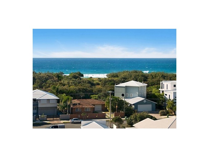 133 Oceanic Drive, Warana QLD 4575